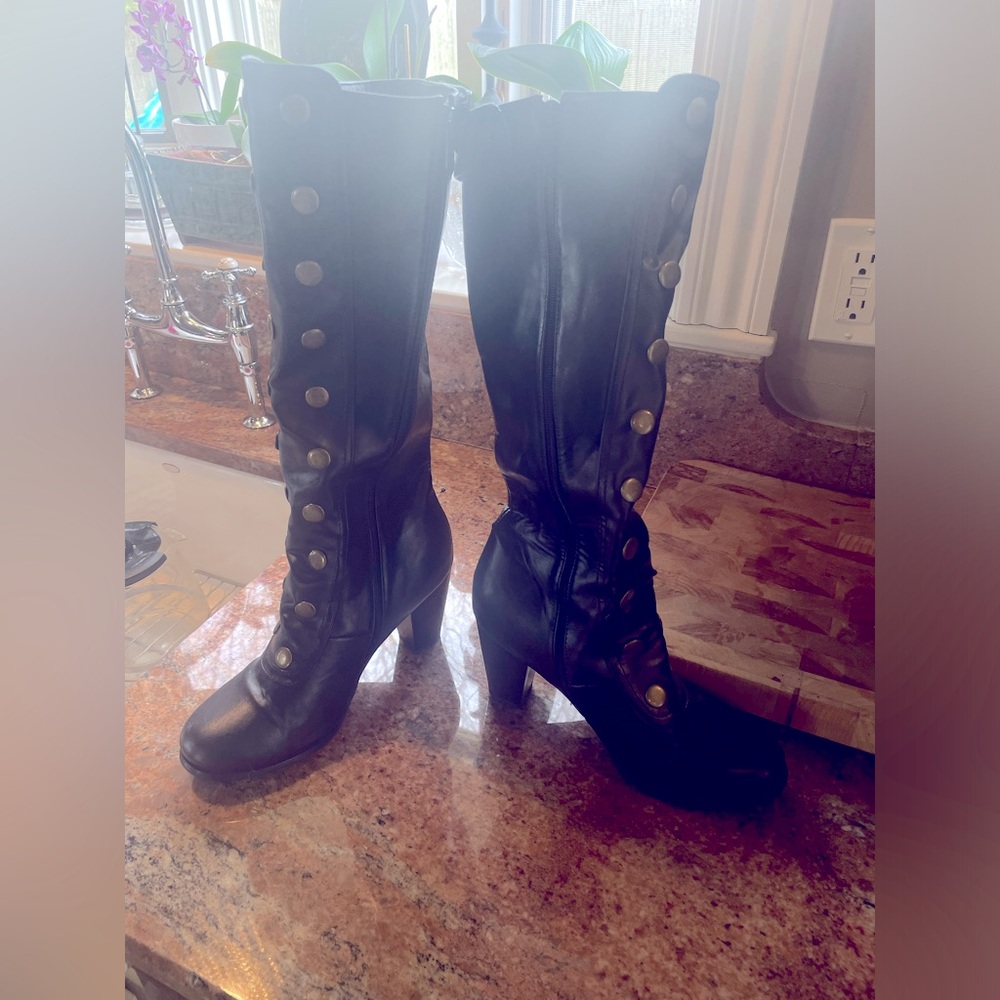 New boots made to look vintage.